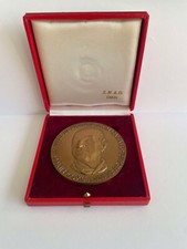 ANCIENNE MEDAILLE BRONZE PRADES PAU CASALS EL PESSEBRE 1943-1966 MIQUEL PAREDES