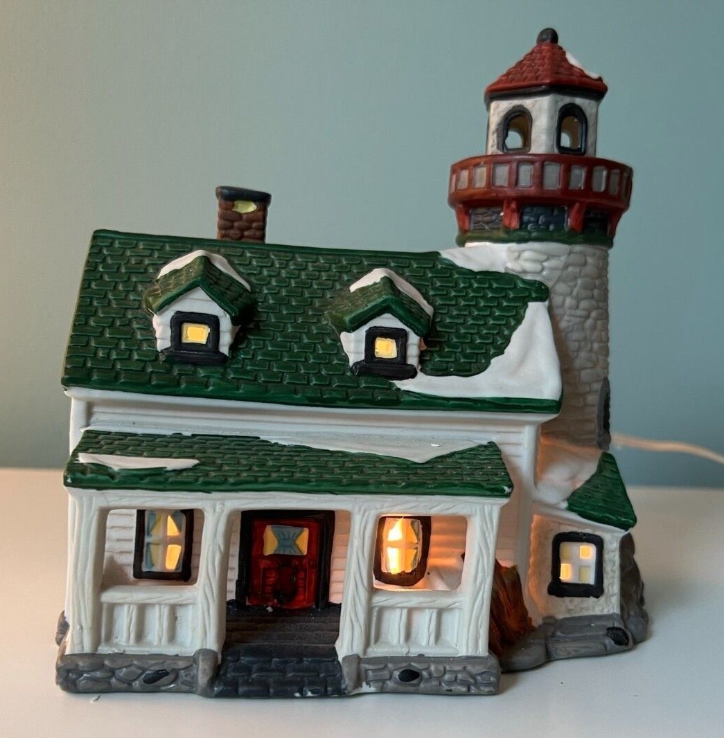 Dickens Keepsake Porcelain Lighted House Heritage Heartland Valley