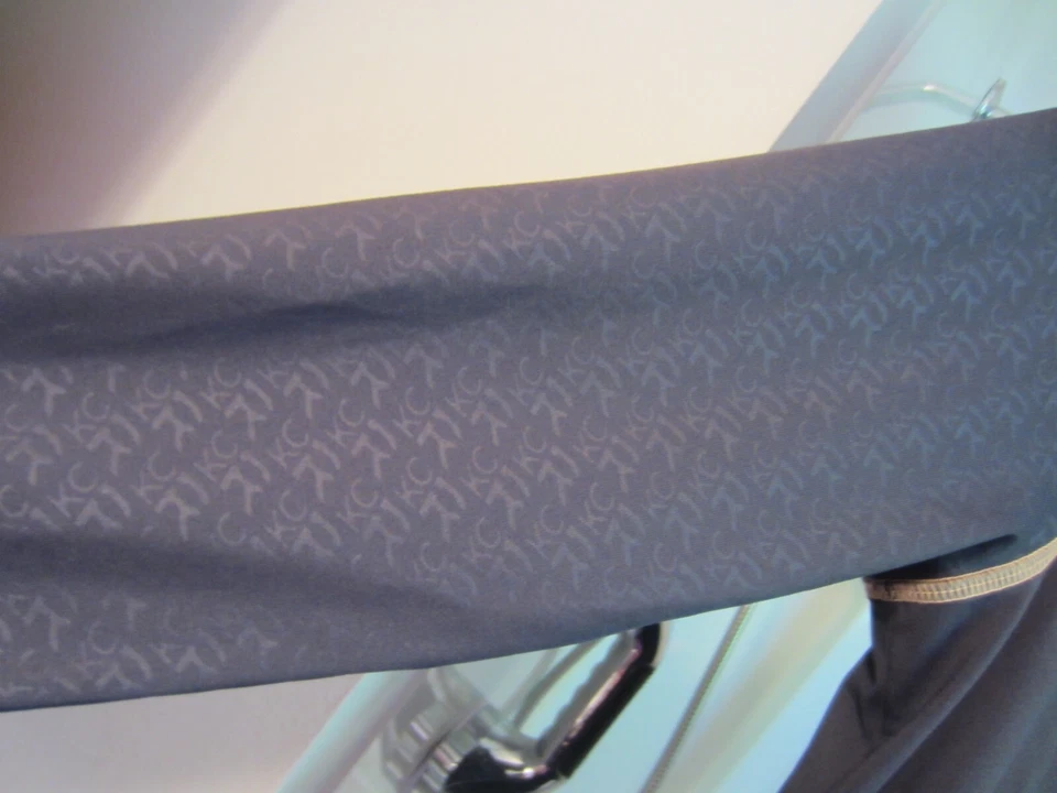 NWOT women's long sleeve active wear top Kenneth Cole Reaction Size M black - Image 4 of 4