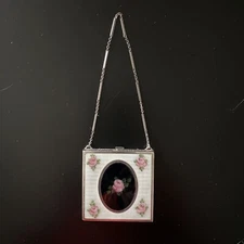￼Guilloche Enamel Compact Purse Sterling Silver W/ Wrist Chain EAM Complete Ex