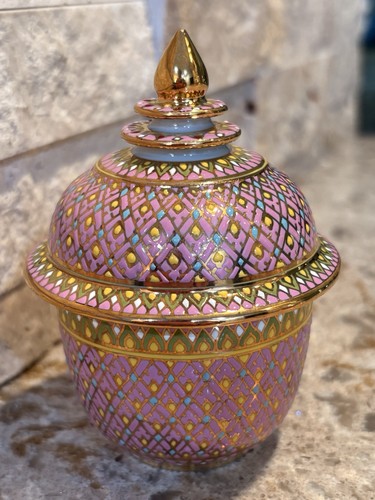 "Cuenco de porcelana vintage tailandés Benjarong con tapa pintado a mano esmalte oro rosa 4""" - Imagen 2 de 7