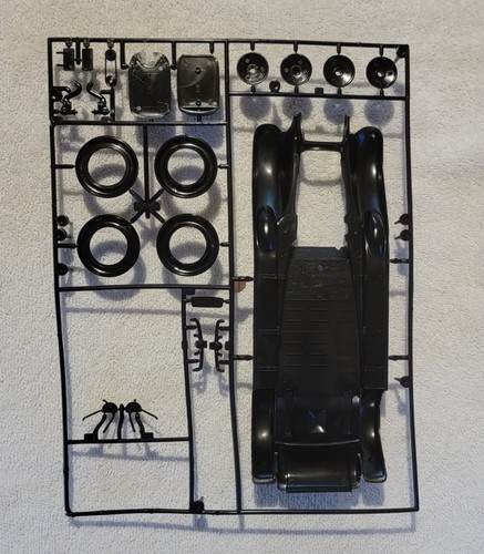 Jo-Han 1931 Cadillac V-16 Town Brougham Fleetwood Car Model READ DESCRIPTION - Picture 14 of 24