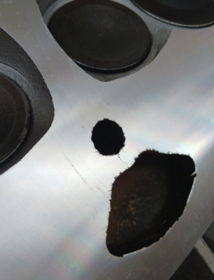 HEAD117cm☆Hart23cm☆LEKI90cm 購入前に要コメント Edelbrock 77670 Edelbrock Victor 11-Degree CNC LS3 6-Bolt Cylinder