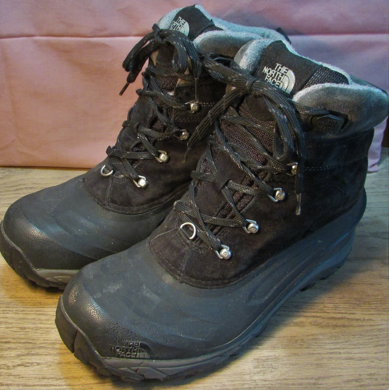BLACK SUEDE WINTER BOOTS, SIZE 