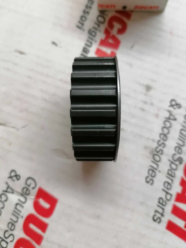 Polea Conducción Motores 2V Z=20 Para Ducati M S2r/ S4r/ S4rs/ MTS 2003 - Imagen 2 de 4