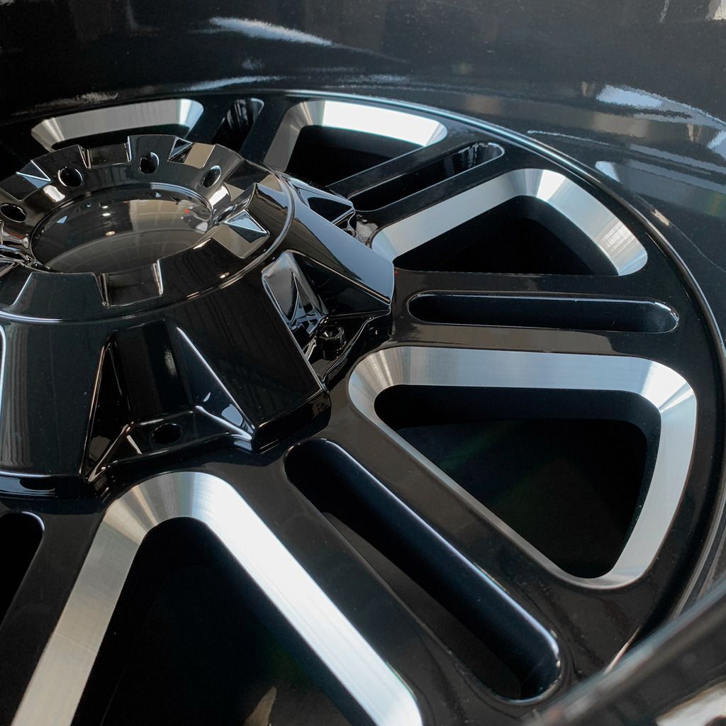 Used 22x12 D6 fit Lifted Chevy Ford 6x135/6x139.7(6x5.5) 44 106.1