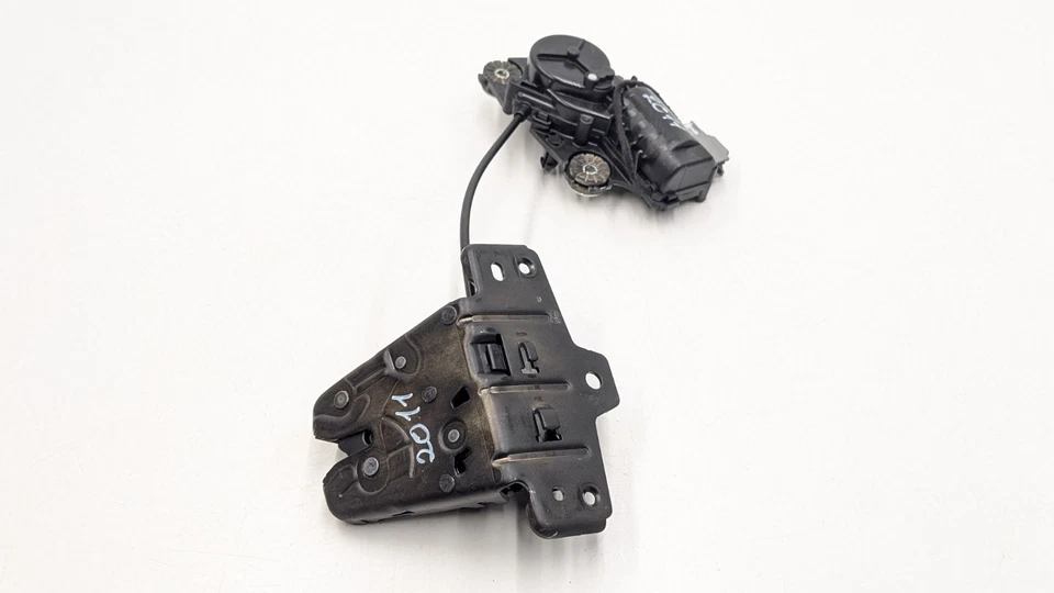 VOLVO S90 TAILGATE LOCK LATCH CATCH & ACTUATOR BOOT LID 2016 — 第 2/4 张图片