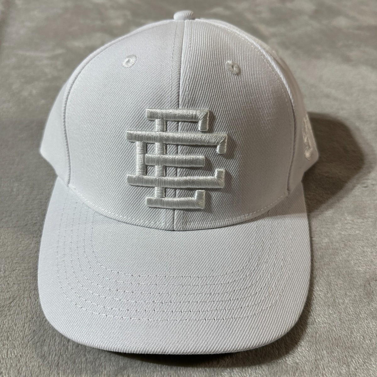 Eric Emanuel EE Basic Hat #91 SnapBack White/White