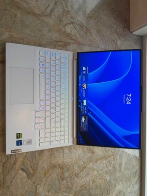 Lenovo Legion 7 16IRX9 16'' i7-14700HX 16GB 1TB SSD RTX 4060
