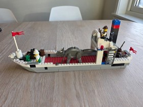 LEGO Adventurers: T-Rex Transport (5975)