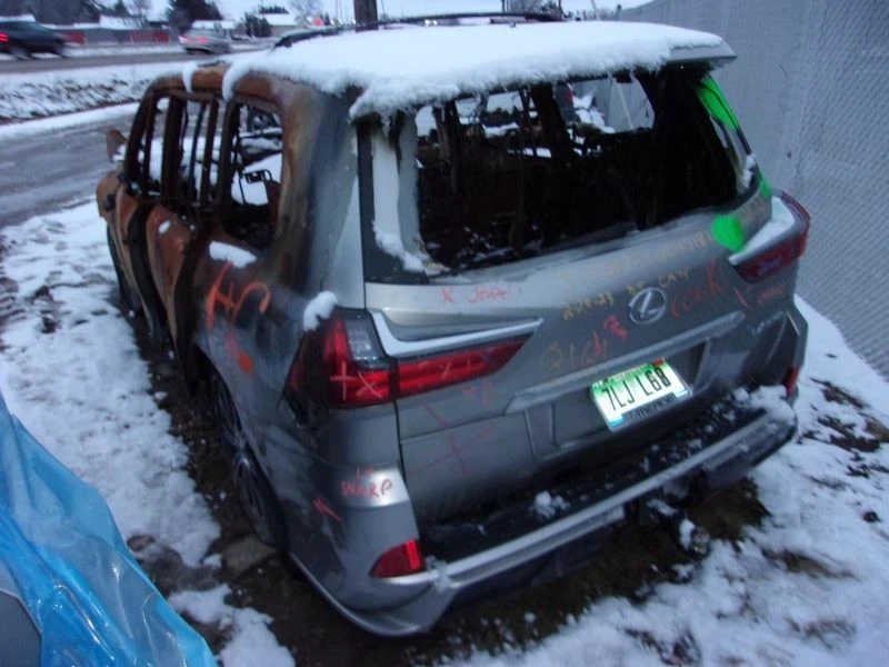 LX570 2020 转移箱 1835334 — 第 4/4 张图片