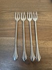 Oneida Distinction Deluxe REMBRANDT HH Stainless Flatware 4 Seafood Forks — photo 1