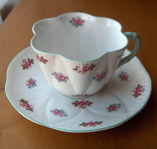 Shelley China EnglandRosebud cup & saucer Dainty shape