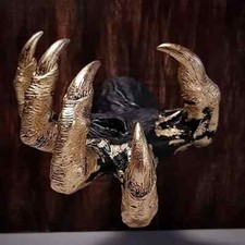 Satan's Grip, Black  Gold, Single Deck Holder. Magic Accessory Holder.