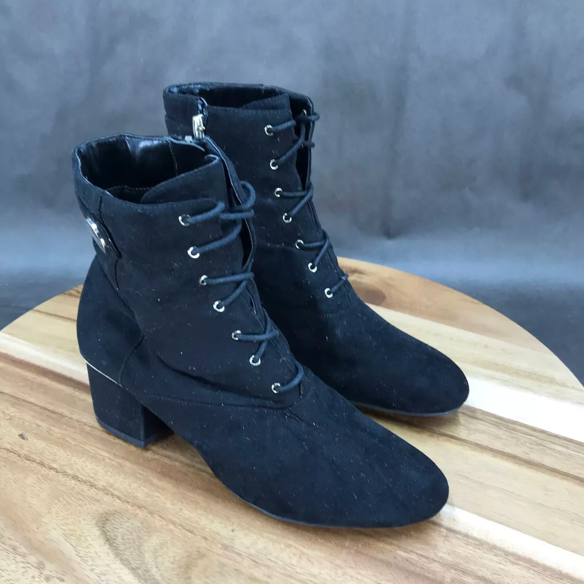 Liz Claiborne Black Faux Suede Lace Up Block Heel Ankle Boots Womens Size 6