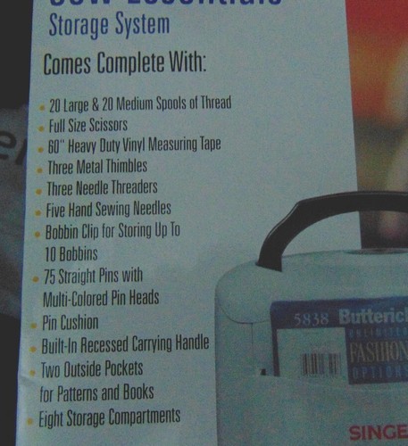 BRAND NEW Singer Sew Essentials Storage Case with all accesssories. - Picture 2 of 3