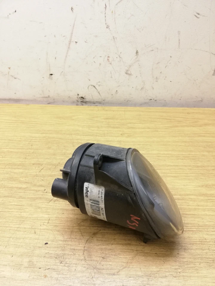 Luz antiniebla lateral de pasajeros Audi A6 allroad [99-05] N/S - 4Z7941699 Foto 2 de 4
