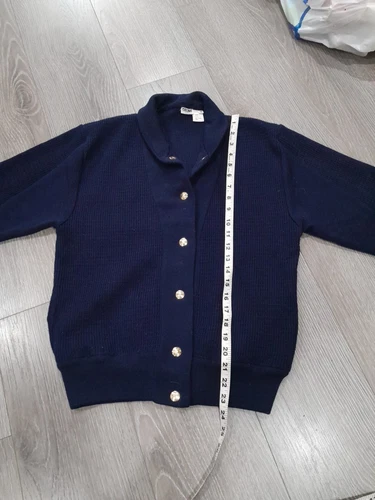 Celine Paris vintage. Lana Laine lana vergine wool. Maglione Butto Down. Entrambi