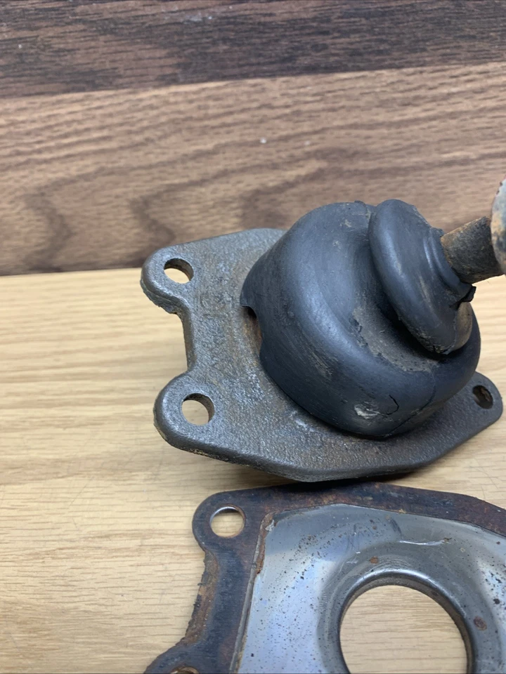 84-88 Toyota Pickup 4runner RF1A Transfer Case Shifter Shift Lever  - Image 4 of 4