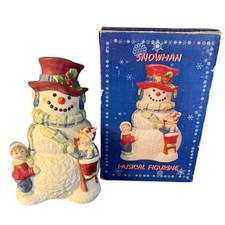 13” Ceramic Plays Frosty The Snowman Cracker Barrel Musical Hand Painted Figure