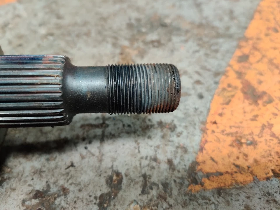 MERCEDES-BENZ GL 320 X164 LEFT FRONT DRIVESHAFT  A1643302701 - Image 2 of 4