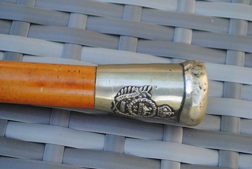 South Wales Borderers stout walking cane / swagger stick - Picture 7 of 12