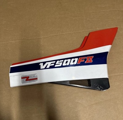 HONDA VF500 SEITENABDECKUNG RECHTS FAIRING RIGHT 83600-KE7-0000 ORIGINAL S0125
