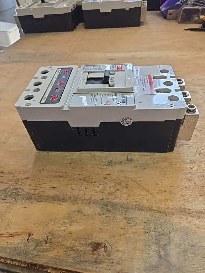 EATON KD3400F 400AMP 3 Pole 35k Circuit Breaker  SHIPS SAME DAY - Image 4 of 4