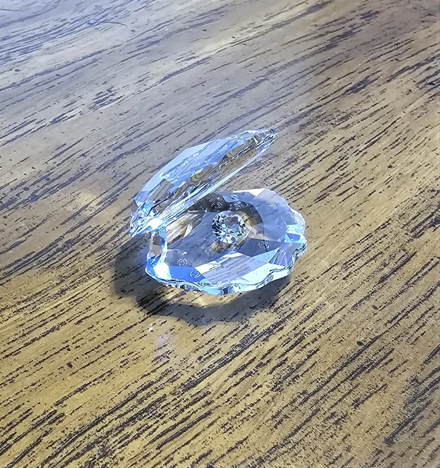 🦪 Swarovski Crystal 1995 South Sea, Small Open Clam Oyster Shell Figurine, NIB - Image 3 of 4