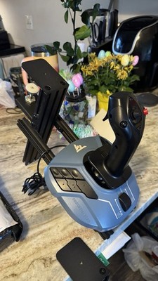 Thrustmaster TCA Captain Pack Airbus Edition Flight Stick & Wired Throttle