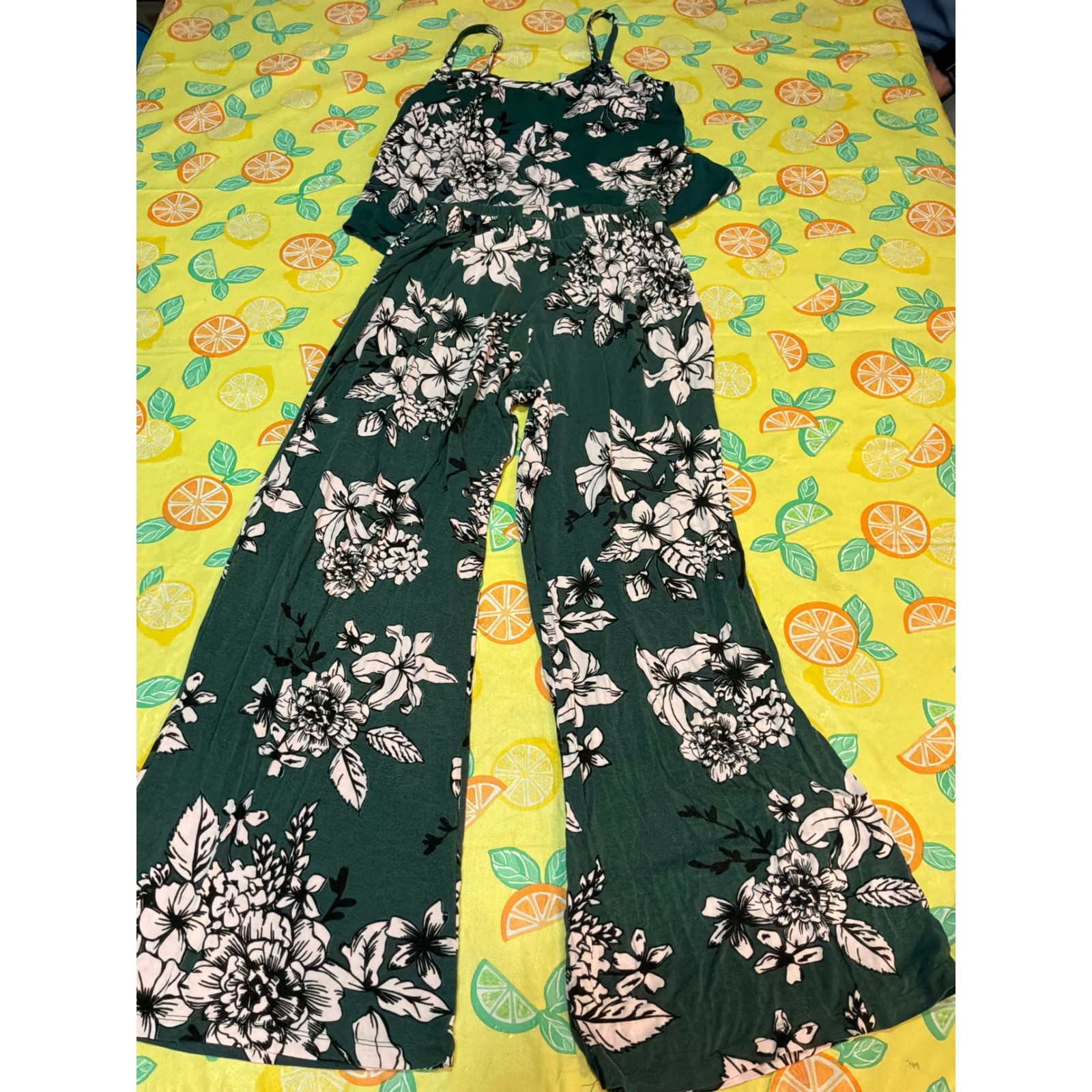 Venus Floral 2-Piece Set Womens XS Green Wide Leg Pants Crop Top Camisole