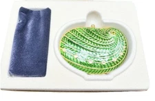 2002 ESTEE LAUDER Green Shell Compact Lucidity - Shore Things Compact Collection