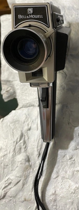 Vintage Bell & Howell Filmosound 8 Autoload Standard 8mm from 1971 & a Polaroid!