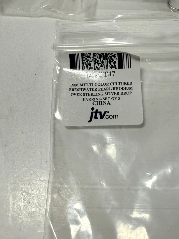 Pendientes de plata de ley con perlas cultivadas de agua dulce de rodio multicolor JTV Foto 2 de 4