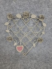 Beautiful shaby shic Dusty Beige Hanging Metal Heart Wall Photo Holder