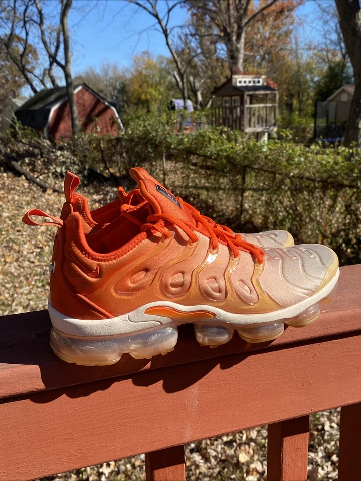 Nike Air Vapormax Plus Guava Ice Rush laranja preto DQ8588-800 feminino tamanho 10W - Imagem 2 de 4