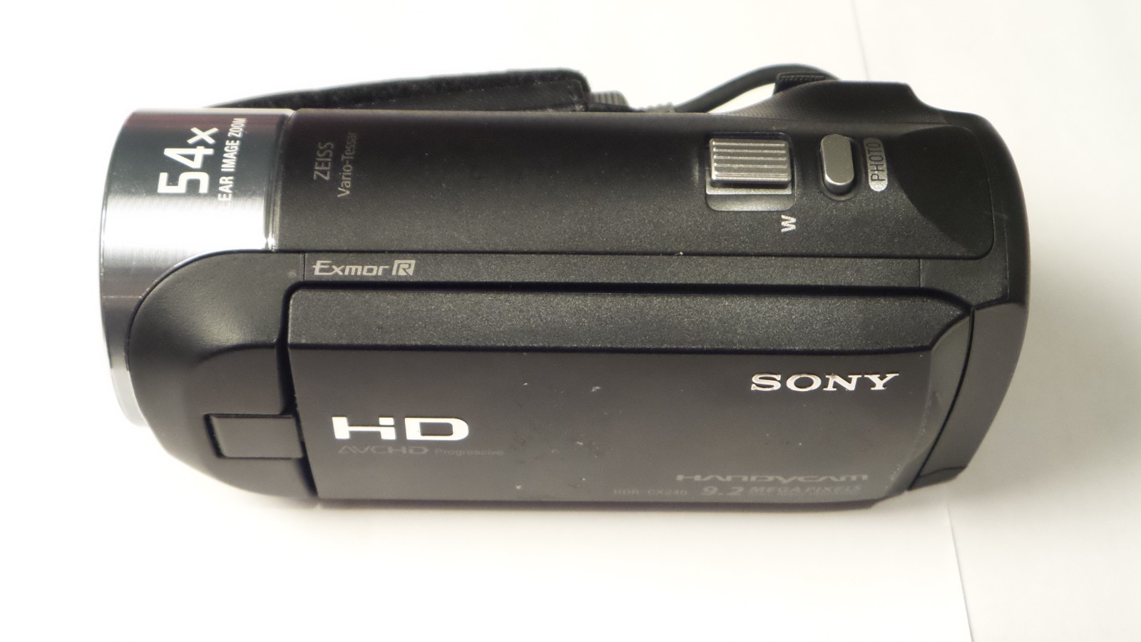 Sony Handycam HDR-CX240 AVCHD 27x Optical Zoom Black Compact