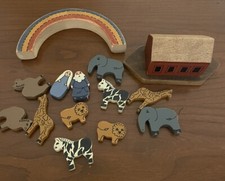 Wooden Noah  s Ark 14 Piece Vintage Cl