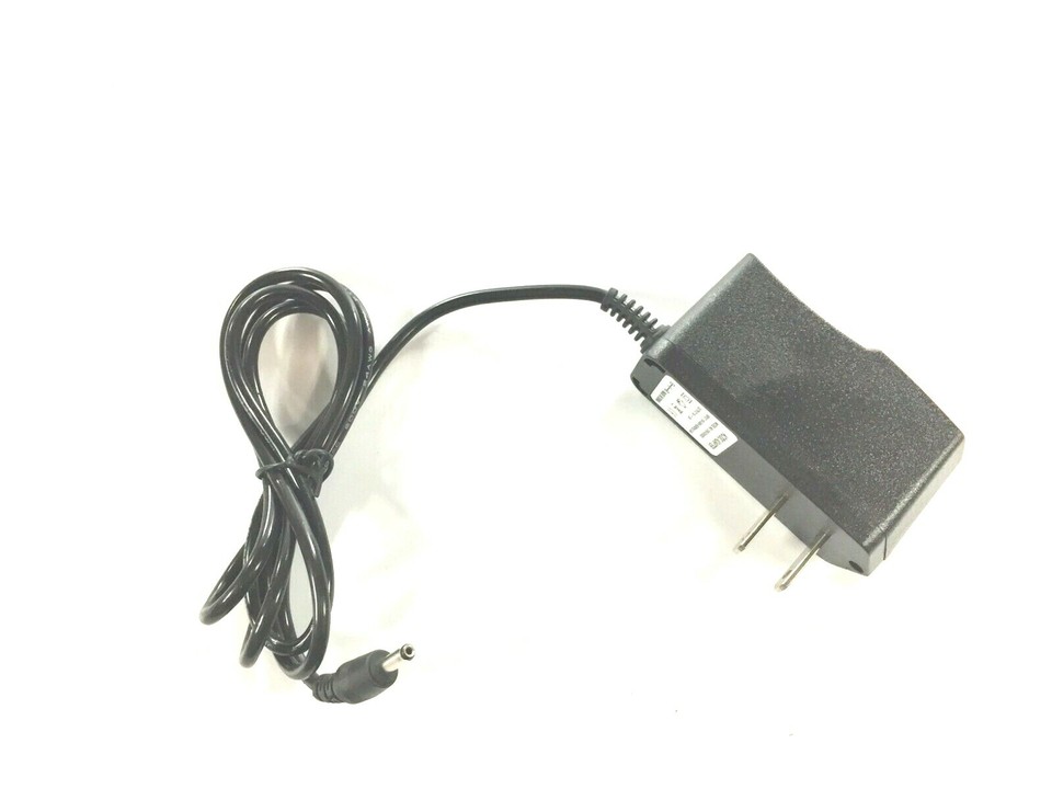 AC/DC Adapter Model CHD-DU0520: 100-240V- 50/60Hz 0.5A Input, 5V DC 2A ...