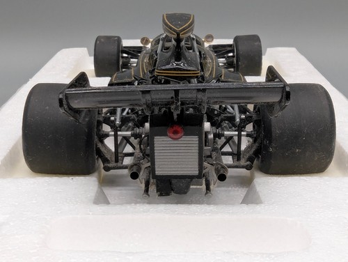Maquetas de coches 1:18 tipo de coche Lotus Type 72E GP 1973 #1 Emerson Fittipaldi en embalaje original - Imagen 4 de 14