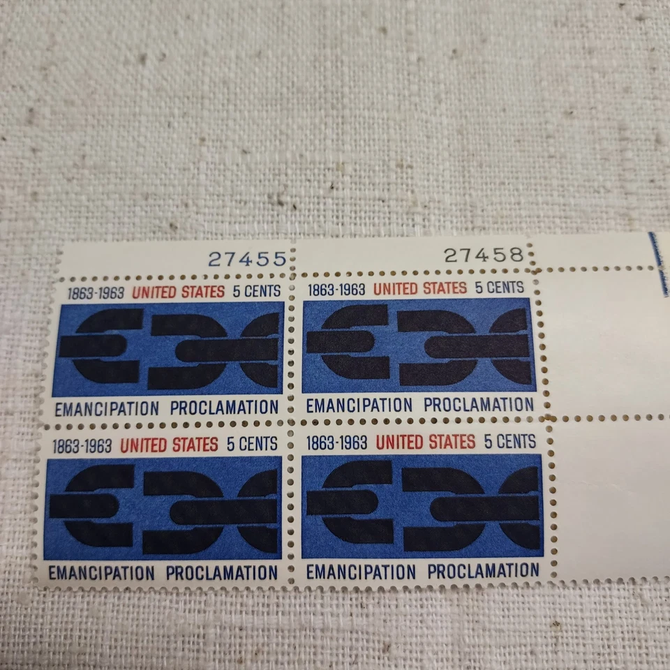 Stamps-Crusade Against Cancer-five 4 stamp blocks-USPS 5cent issued 1963 - Image 4 of 4