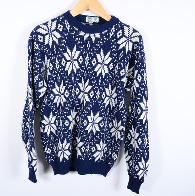 80s Icelandic Sweater Men's Large Dark Blue Snowflake Knit Ski Lodge VTG