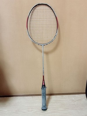 YONEX Muscle Power 80 Badmintonschläger 3UG5