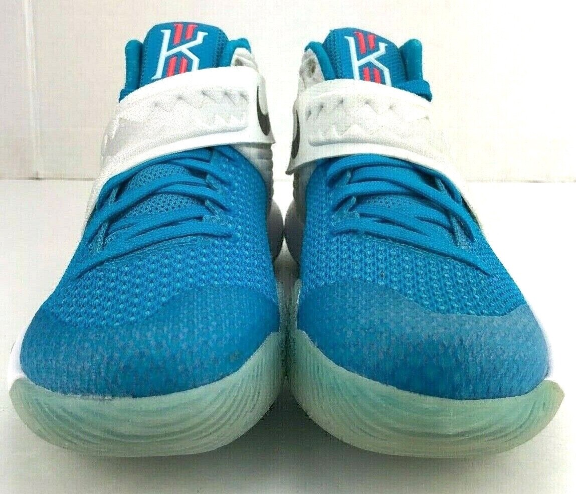 kyrie 1 xmas