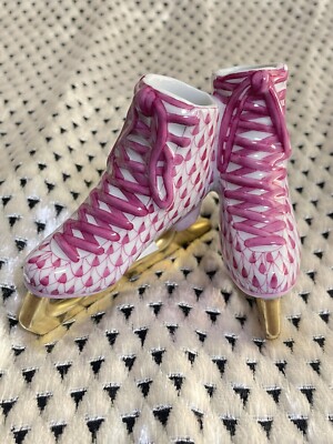 Herend Pair of Ice Skates Figurine, Raspberry Pink New Without Box