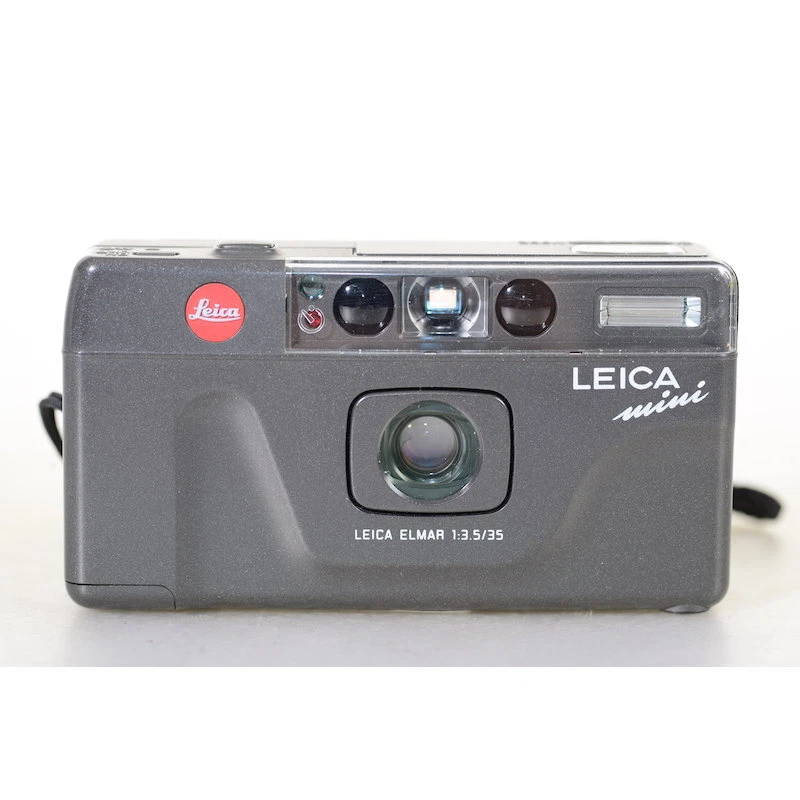 Leica Mini Compact Camera With Elmar 1:3 .5/35mm Lens - Camera