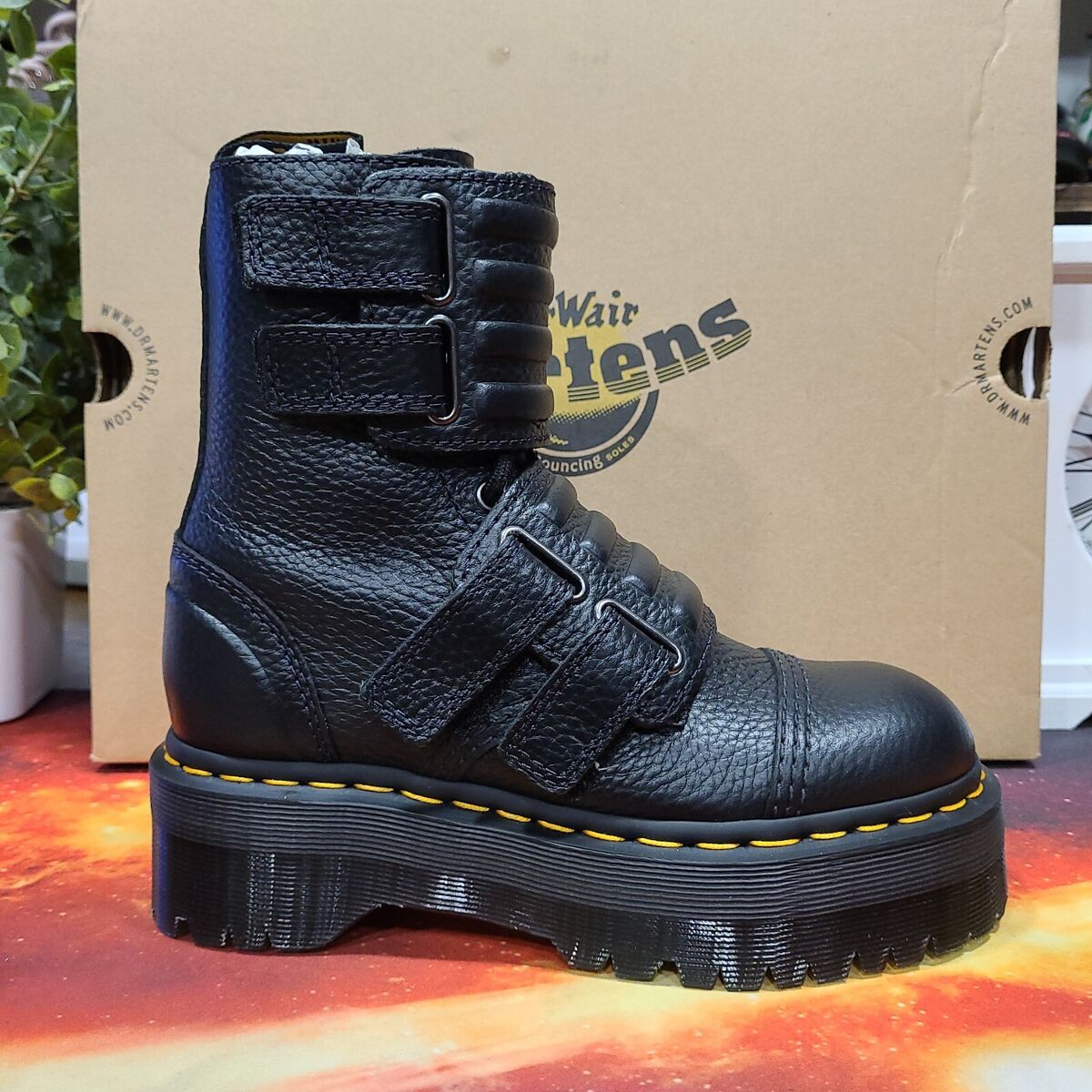 大人気新品 NEW! Dr 5 UK Size Boots Platform Leather Nappa Milled Black AXXEL Martens 靴