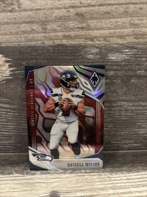2018 Panini Phoenix - Russell Wilson #89 Red /299