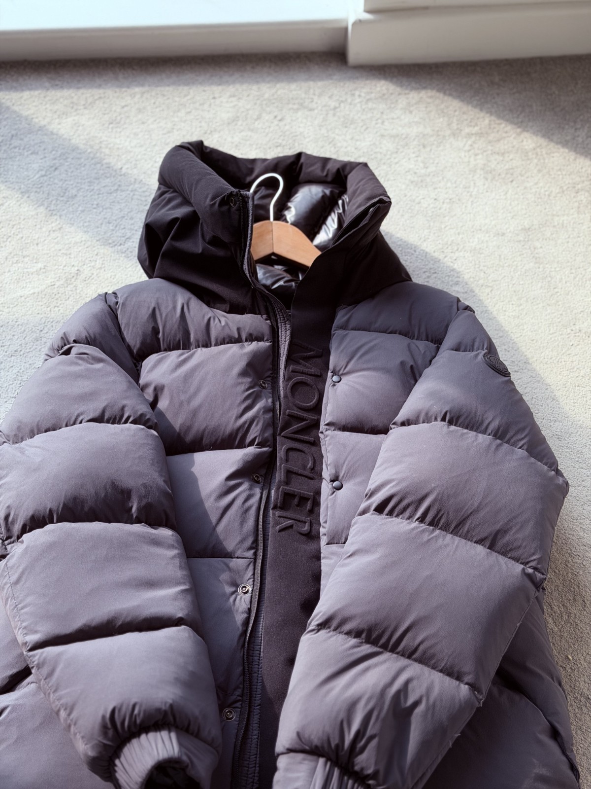 Moncler Madeira Men's Down Puffer Jacket grey Size S image 7