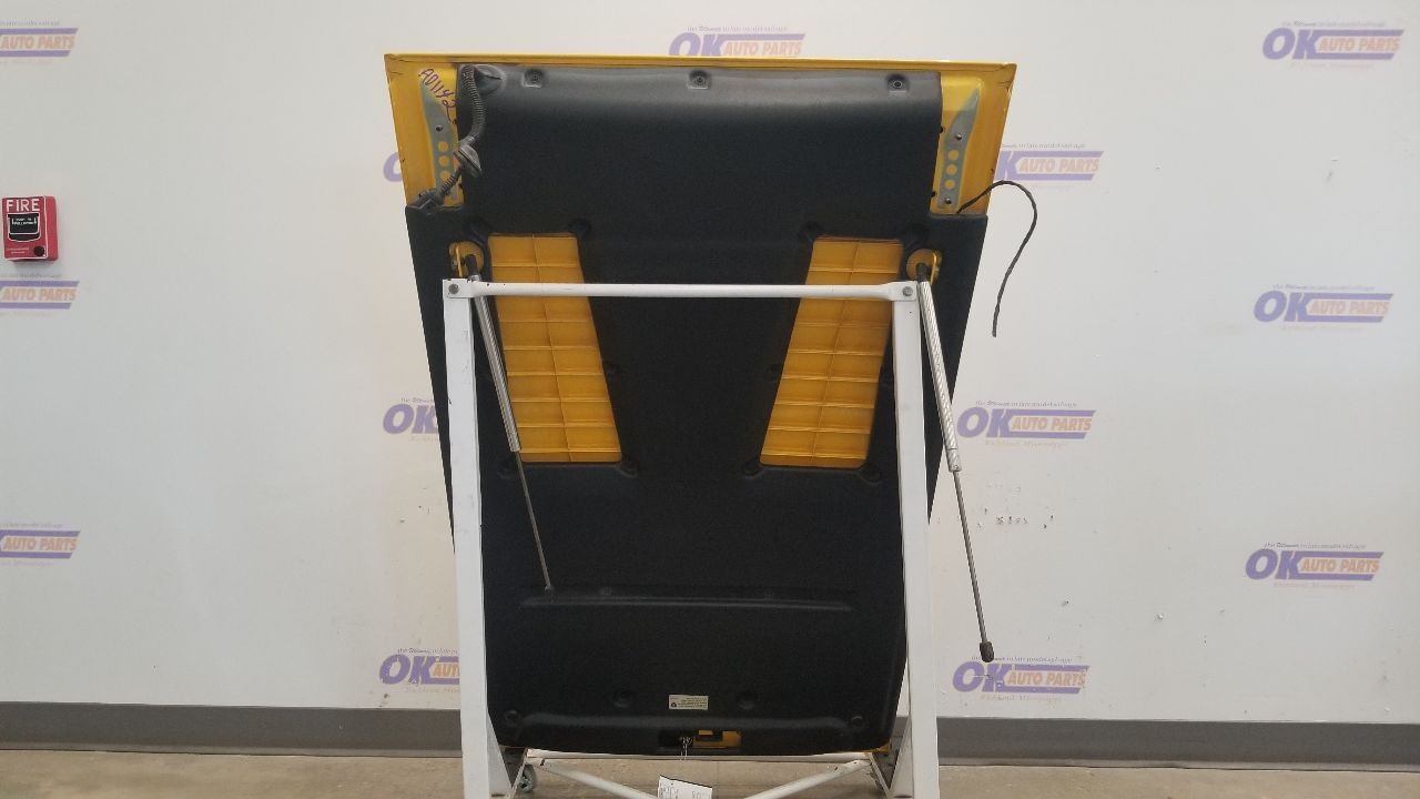 2004 LAMBORGHINI GALLARDO REAR TRUNK DECKLID ASSEMBLY YELLOW